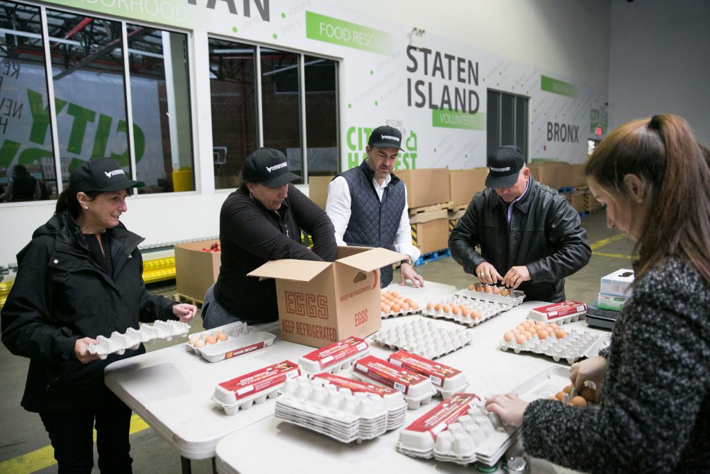 Learn The Four C’s of a Successful Employee Volunteer Program