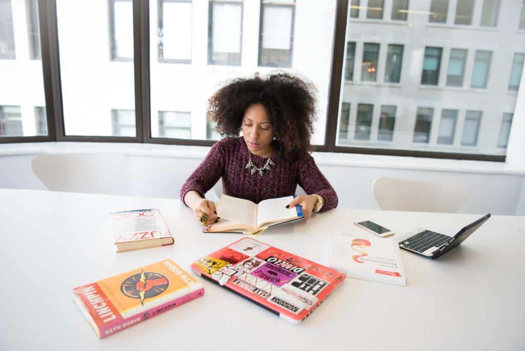 Ep. 43 Elizabeth Lesser on the Power of Storytelling From The Perspective of Women